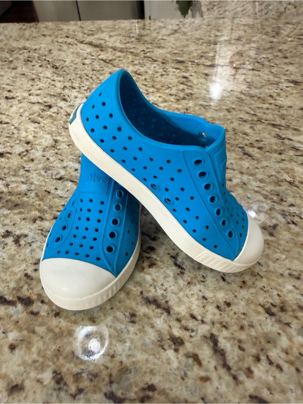 Toddler Native Jefferson Slip On Water Shoes Lightweight Aquarius Blue C9